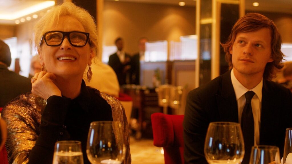 Meryl Streep i Lucas Hedges w filmie "Niech gadają" (reż. Steven Soderbergh, 2020)