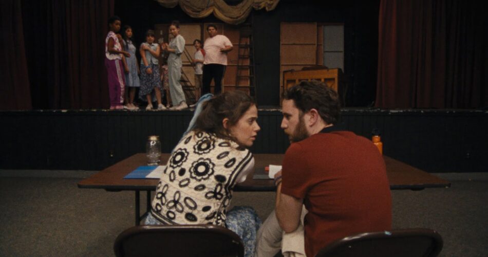 Molly Gordon i Ben Platt w filmie "Obóz teatralny" (reż. Molly Gordon, Nick Lieberman, 2023)