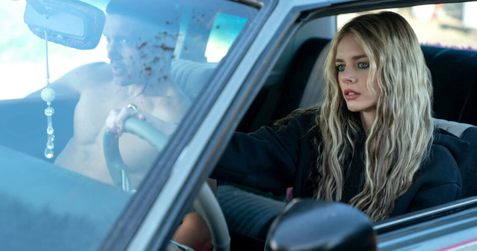 Karl Glusman i Samara Weaving w filmie "Eenie Meanie" (reż. Shawn Simmons, 2025)