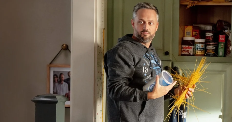 Nate Bargatze w filmie "Żywiciel rodziny" (reż. Eric Appel, 2026)
